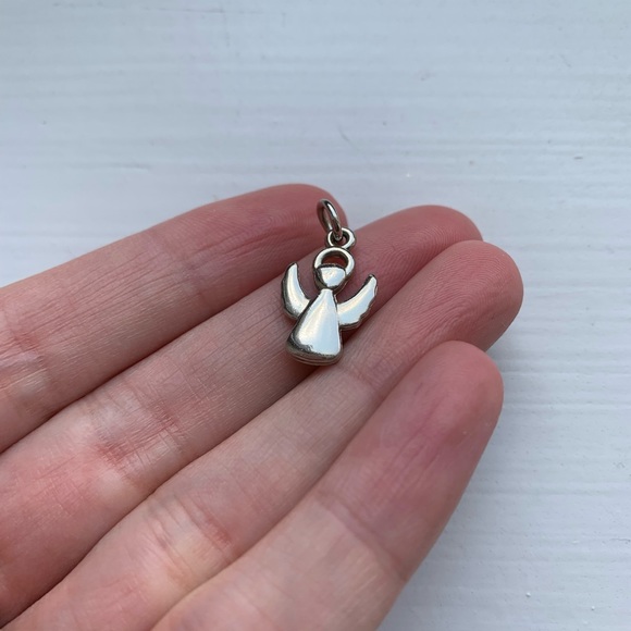 Tiny silver angel jewelry bead charm - Picture 2 of 5